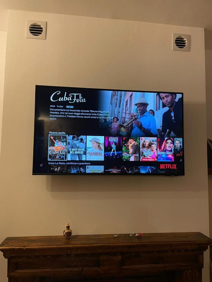 古比奥Casa La Rosa公寓 外观 照片