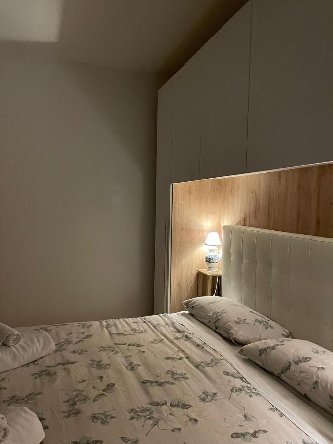古比奥Casa La Rosa公寓 外观 照片