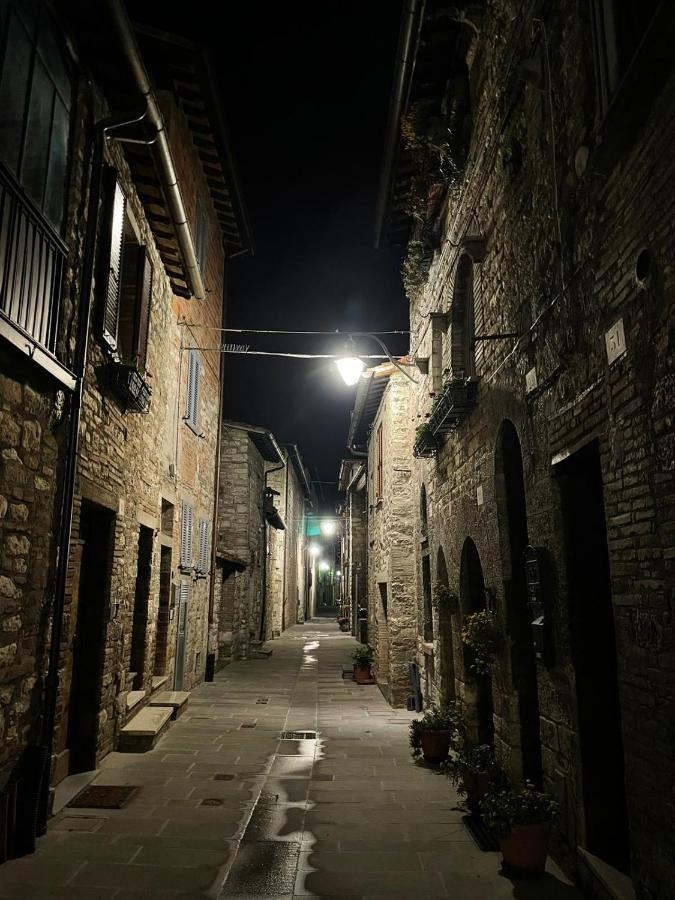 古比奥Casa La Rosa公寓 外观 照片